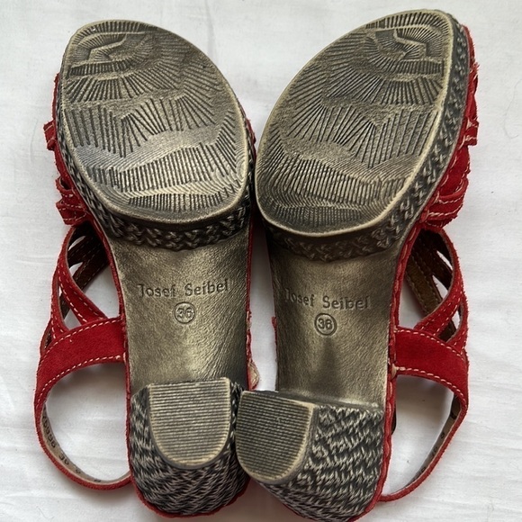 ⭐️JOSEF Seibel Red Strappy Suede Heels with Contrast Stitching⭐️ - Picture 6 of 7